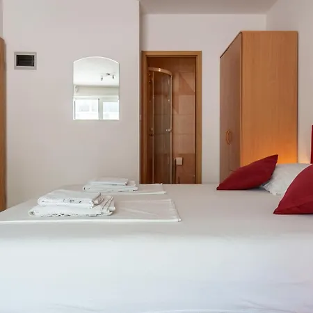 Apartment With Sea View For 2 People - Split Region *